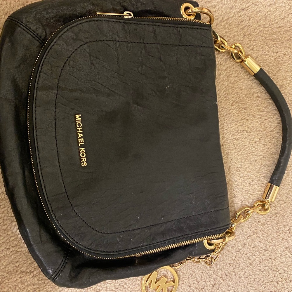 Black Michael Kors Purse - LAST CALL 👜